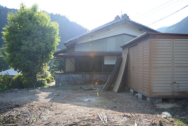 畳を天日干し