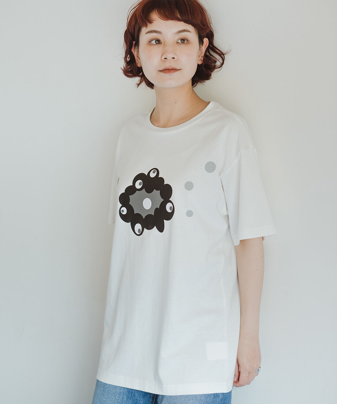 フェリシモコレクション|『ミャクミャクと&hellip;　ミャクミャク誕生ものがたり』プリントTシャツ（黒ミャクミャク）|身長：157cm　着用サイズ：M