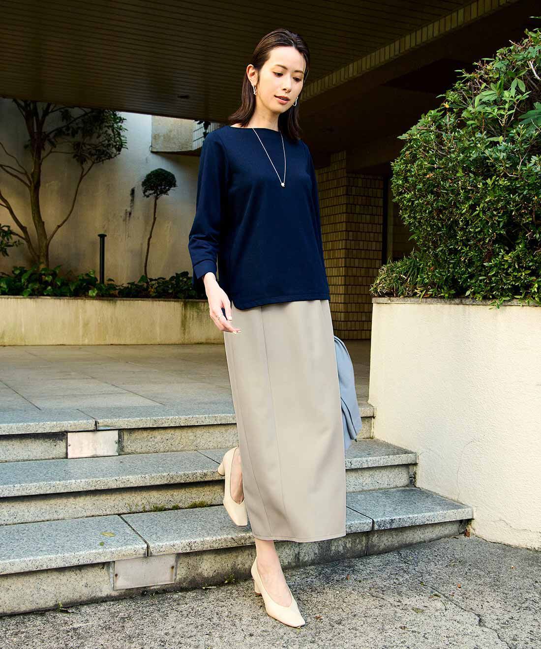 IEDIT|吸汗速乾 大人 定番 ベーシック シンプル プルオーバー の会と大人のスマート見えIライン スカートのコーディネート