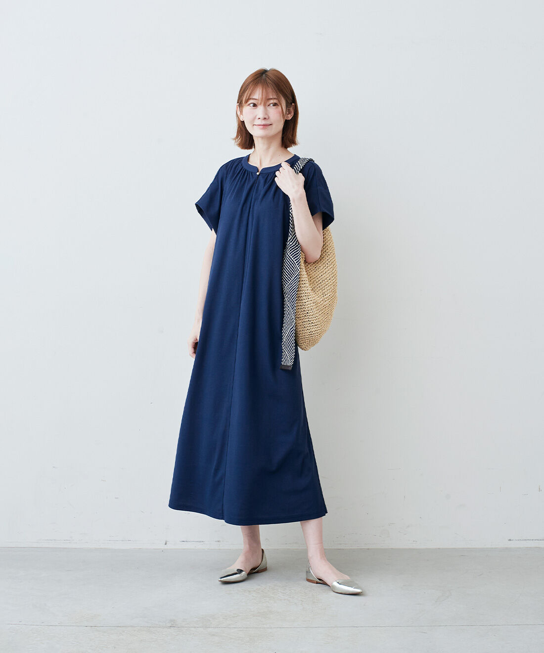 IEDIT|Her smileプロジェクト IEDIT[イディット]　抗菌防臭・接触冷感・UVカット 落ち感かのこカットソー素材が上品なわきシェードワンピースの会|モデル身長：165cm　着用サイズ：M