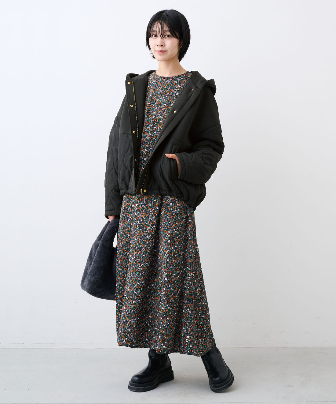 IEDIT|レゾリヴァード&times;福田麻琴さんプリントワンピース〈ブラック〉のコーディネート