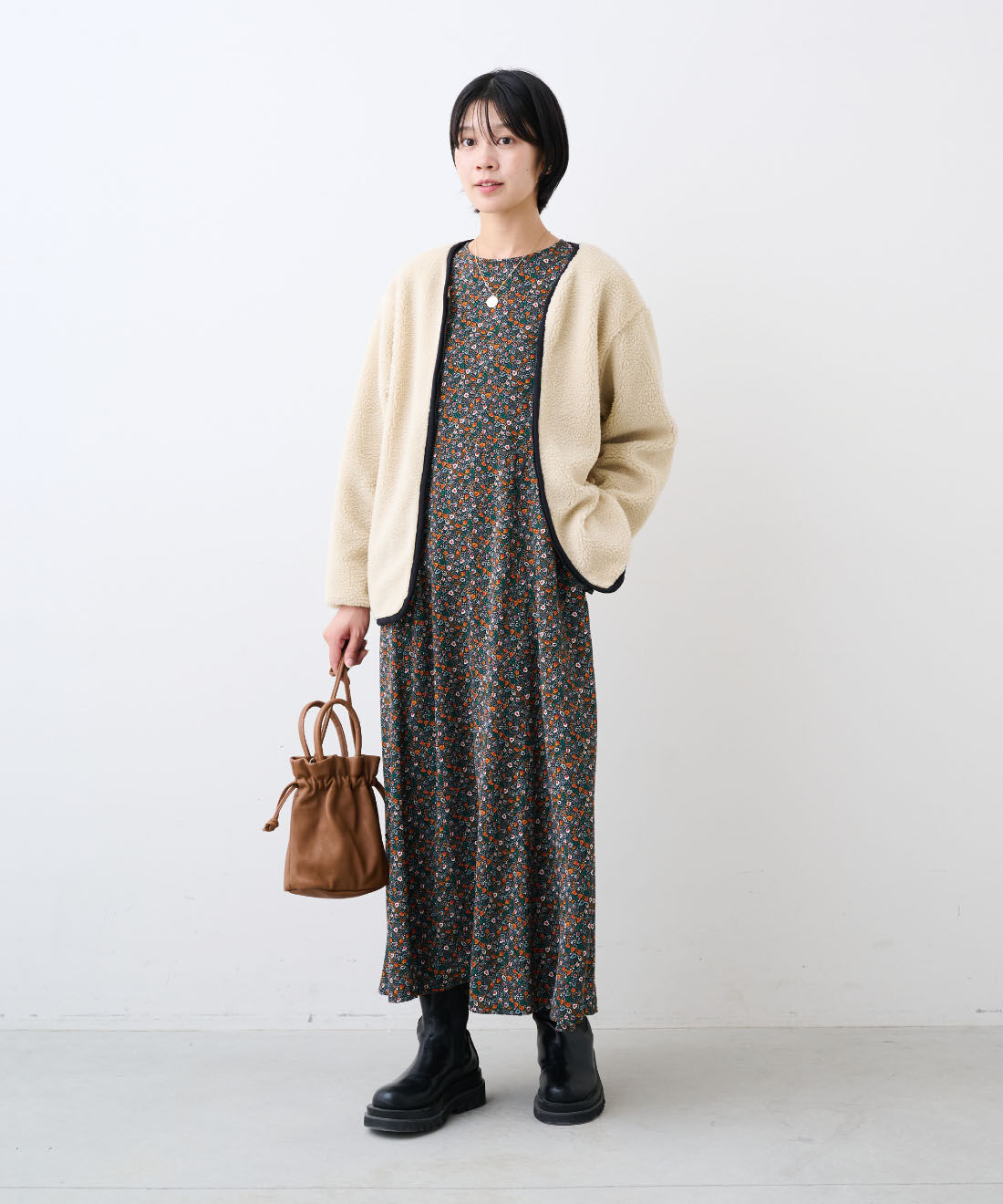 IEDIT|レゾリヴァード&times;福田麻琴さんプリントワンピース〈ブラック〉のコーディネート