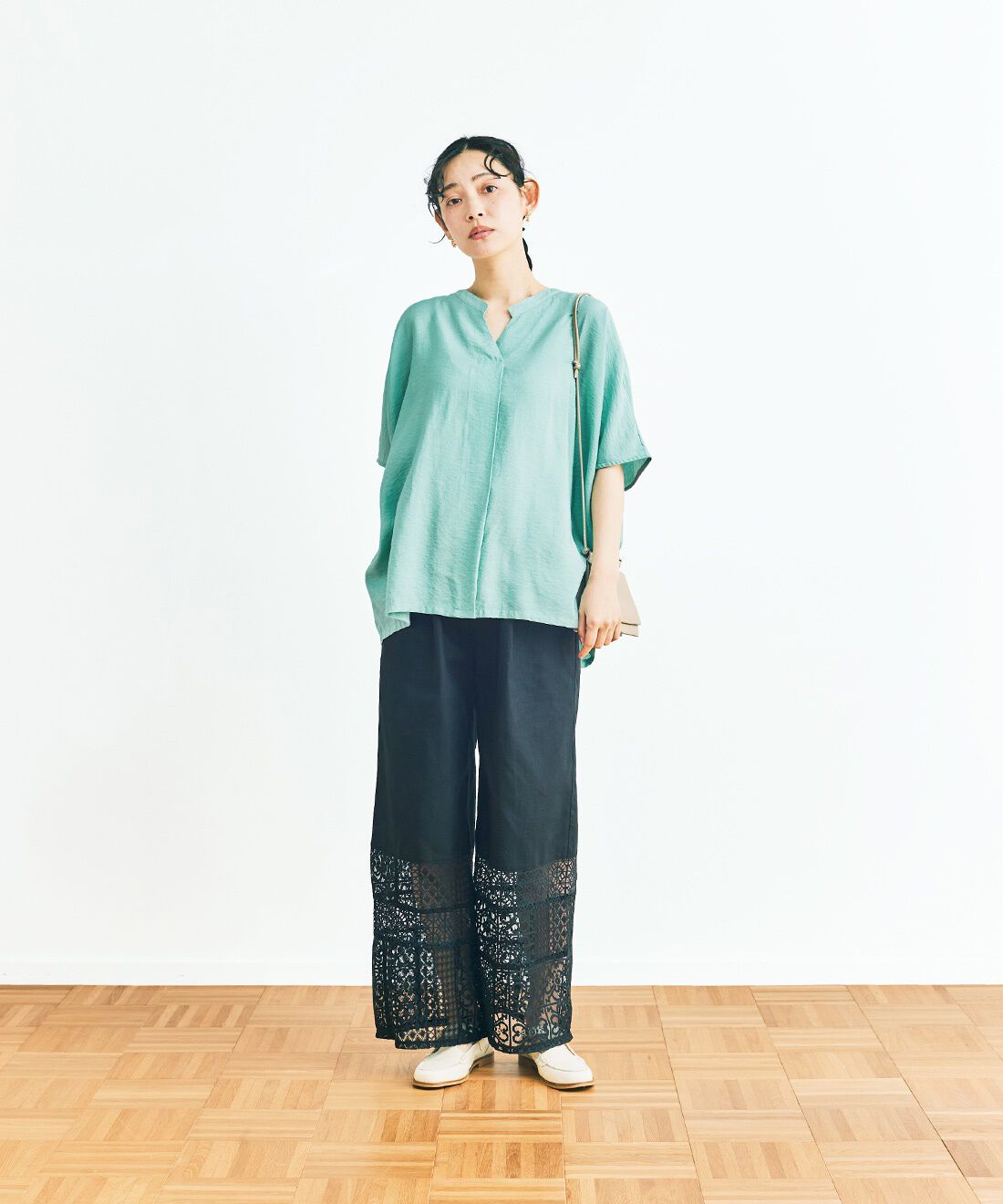 and myera|and myera ミントなスキッパーブラウス
