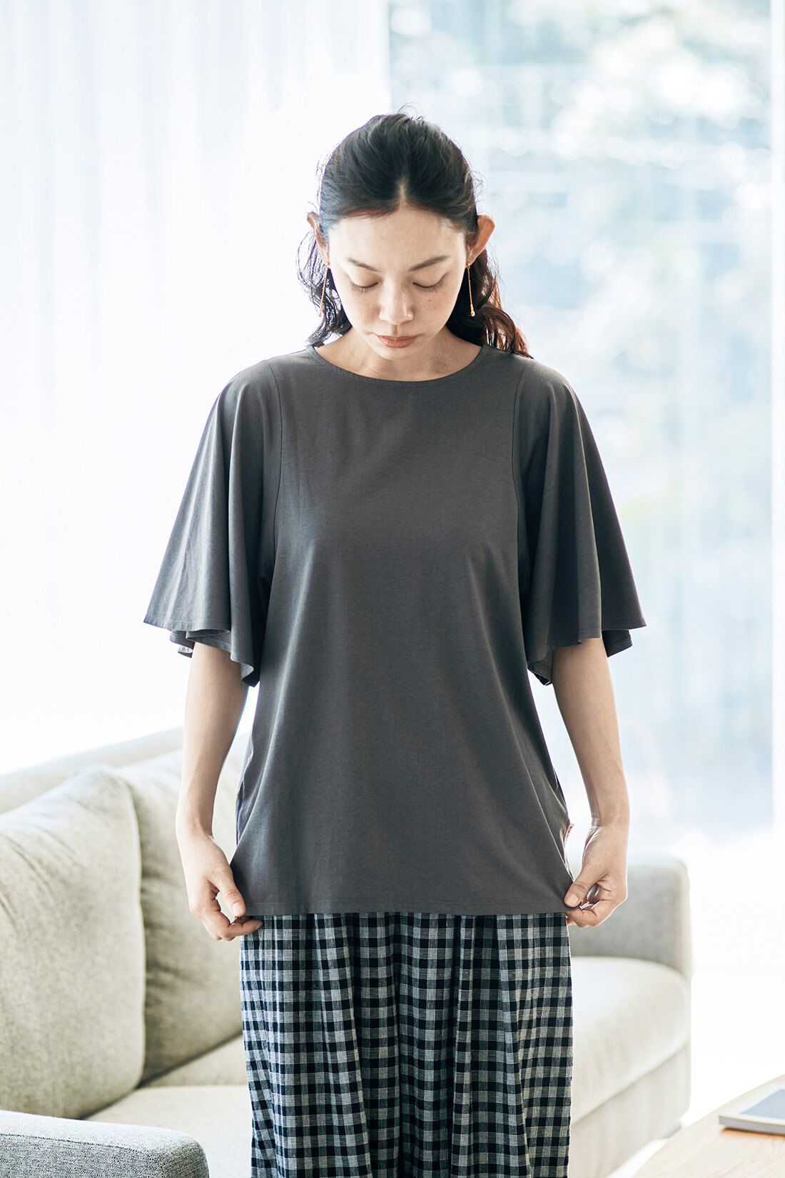 and myera|ａｎｄ　ｍｙｅｒａフレア袖のＴシャツのコーディネート