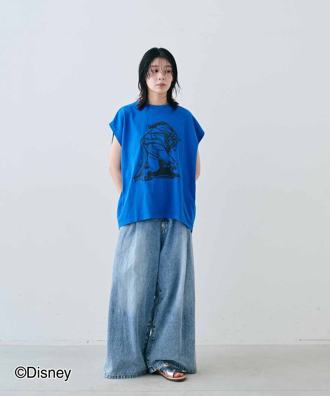 MEDE19F|レスウォーターの麻混タックワイドデニムパンツとEDER SHOES 1398 ARGENTO /NATURALEのコーディネート