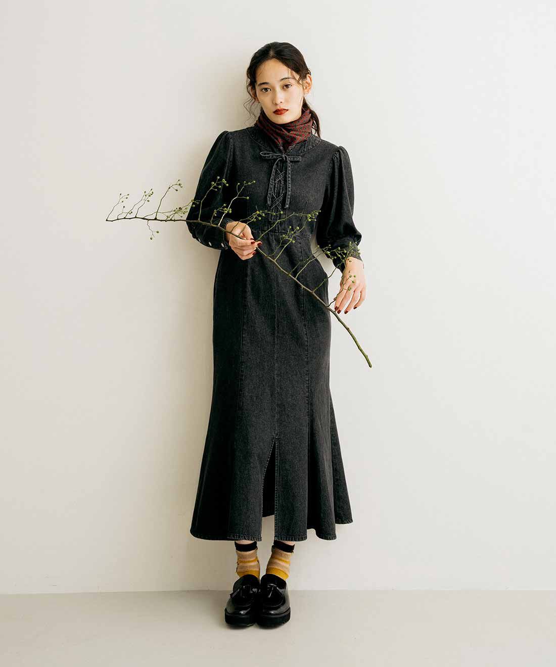 MEDE19F | アンティーク風 デニムワンピース〈ブラック〉