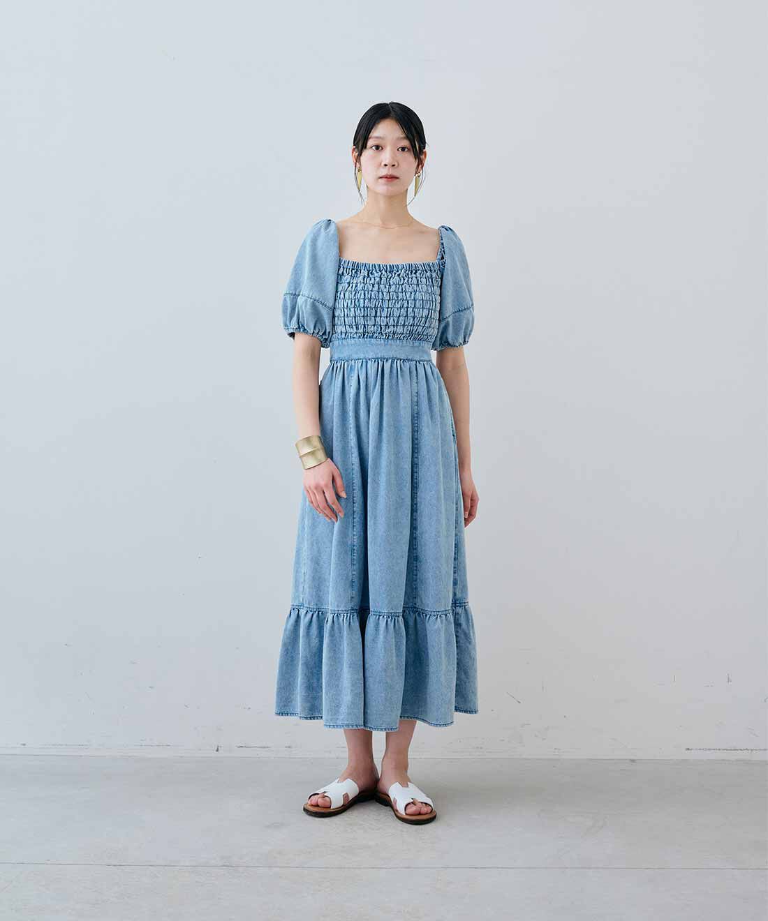 MEDE19F|EDER SHOES 1398 BIANCO / 13とヴィンテージトライアングルイヤリングのコーディネート|163cm　size：M