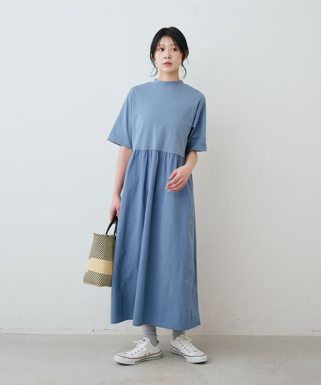 THREE FIFTY STANDARD|THREE FIFTY STANDARD　接触冷感・吸汗速乾&times;ナイロン素材の切り替えワンピース〈ブルー〉|モデル身長：163cm　着用サイズ：M