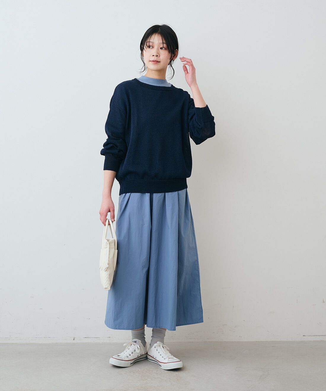 THREE FIFTY STANDARD|国産の和紙混ニット プルオーバー〈ネイビー〉のコーディネート