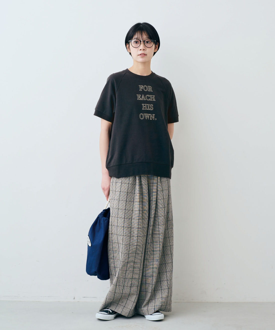 THREE FIFTY STANDARD|THREE FIFTY STANDARD　シックなモノトーンチェックのワイドパンツ|モデル身長：163cm　着用サイズ：M