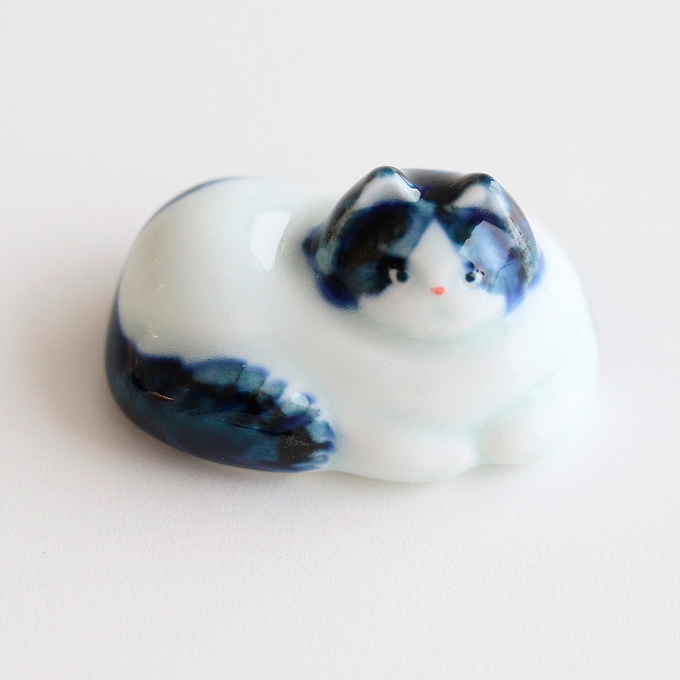 フェリシモの雑貨 Kraso|猫 箸置き じろり〈青〉